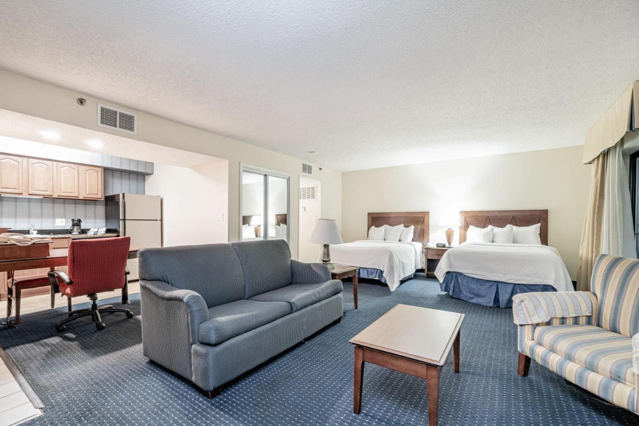 Doral Inn & Suites Miami Airport West Экстерьер фото